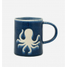 Maritime Steingut-Tasse mit Oktopus von Batela